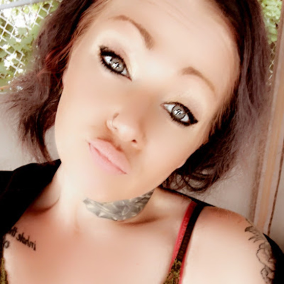 ashleykoskovich